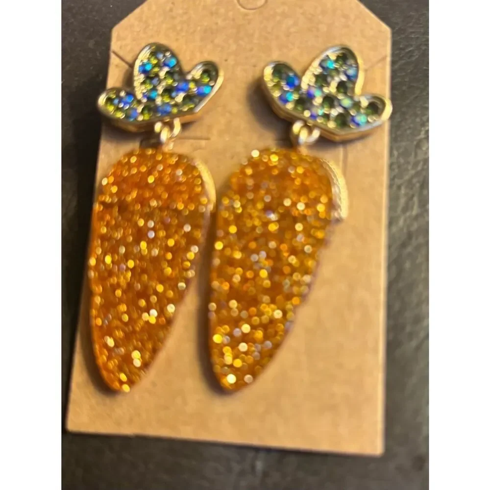 New Easter Gold-Tone Orange Carrot Drop Earrings with Green Crystal Tops